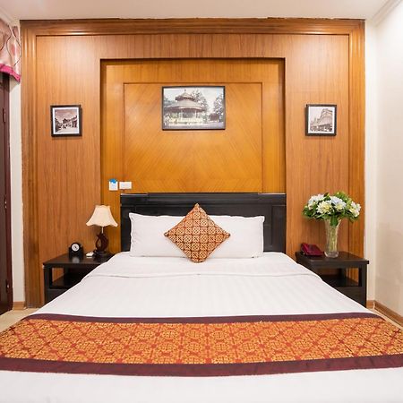 Ha Noi Lake View Hotel & Travel Hanói Exterior foto