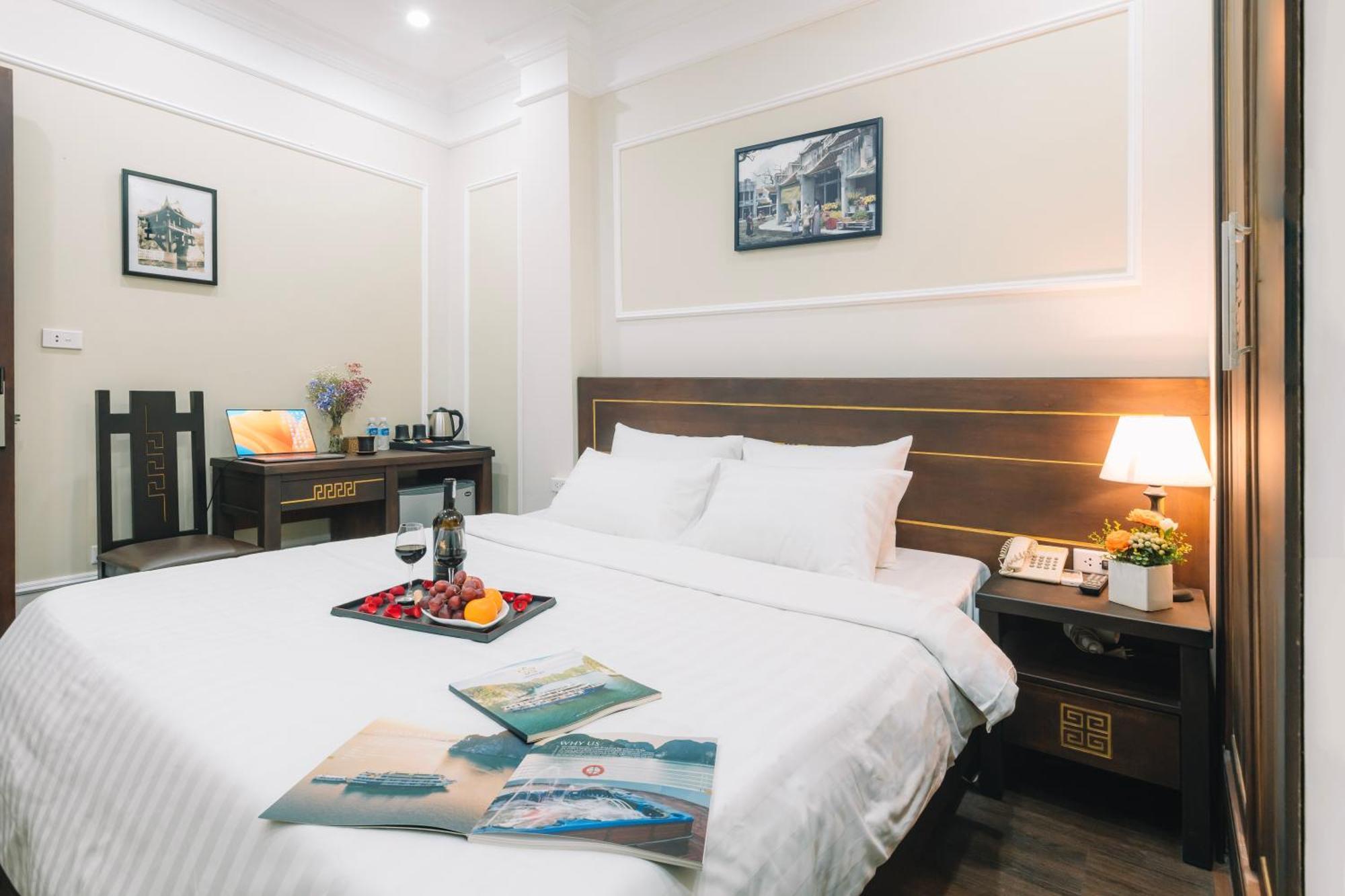 Ha Noi Lake View Hotel & Travel Hanói Exterior foto