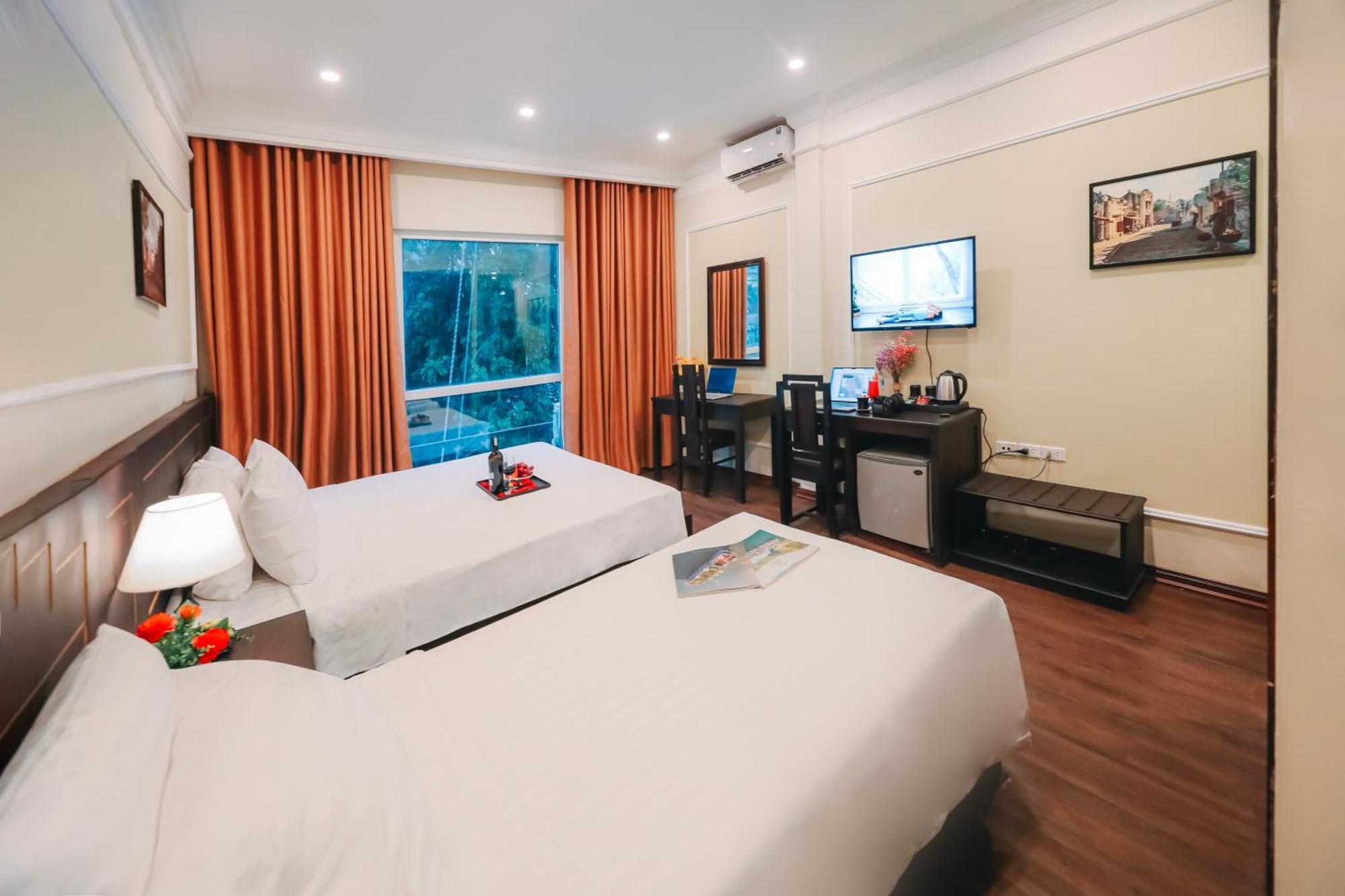 Ha Noi Lake View Hotel & Travel Hanói Exterior foto