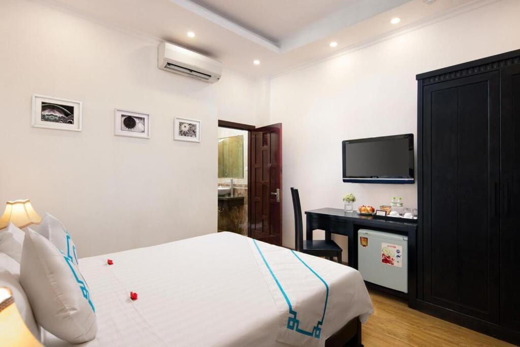 Ha Noi Lake View Hotel & Travel Hanói Exterior foto